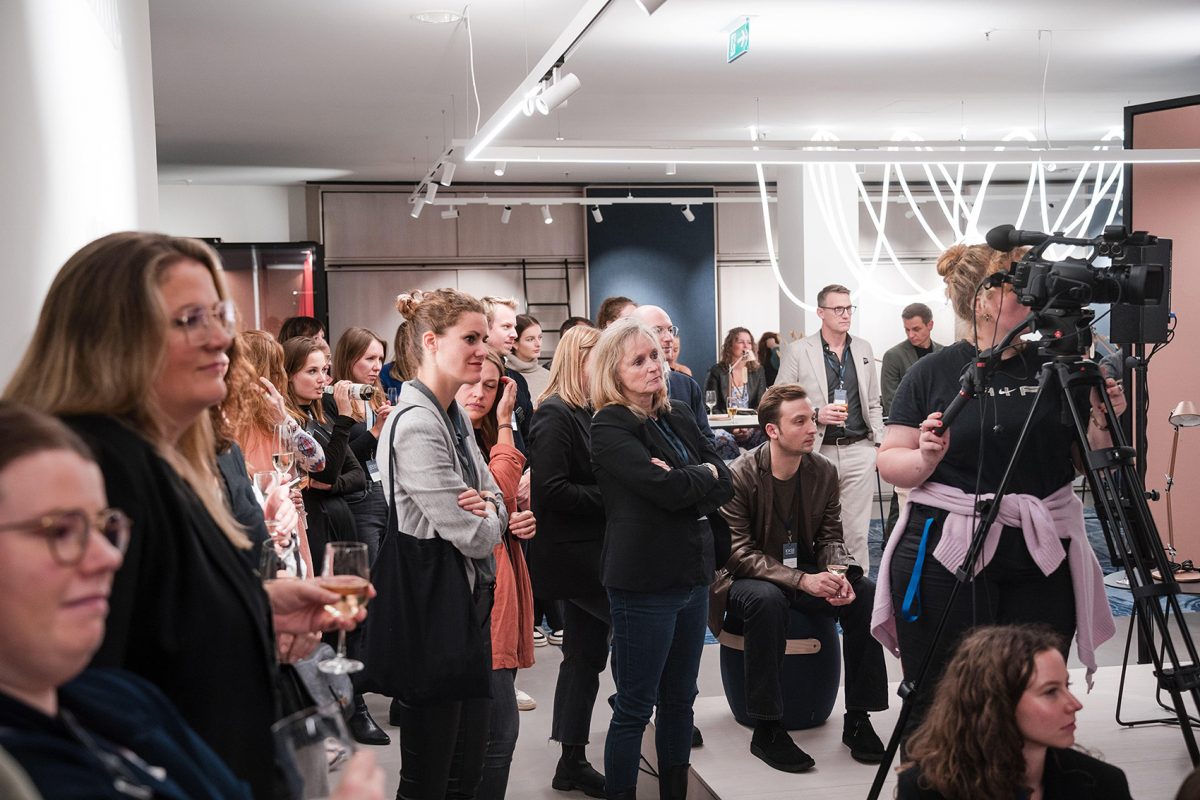 Eröffnung Showroom IDX 22 Hamburg von Artemide, Ege Carpets, Gabriel