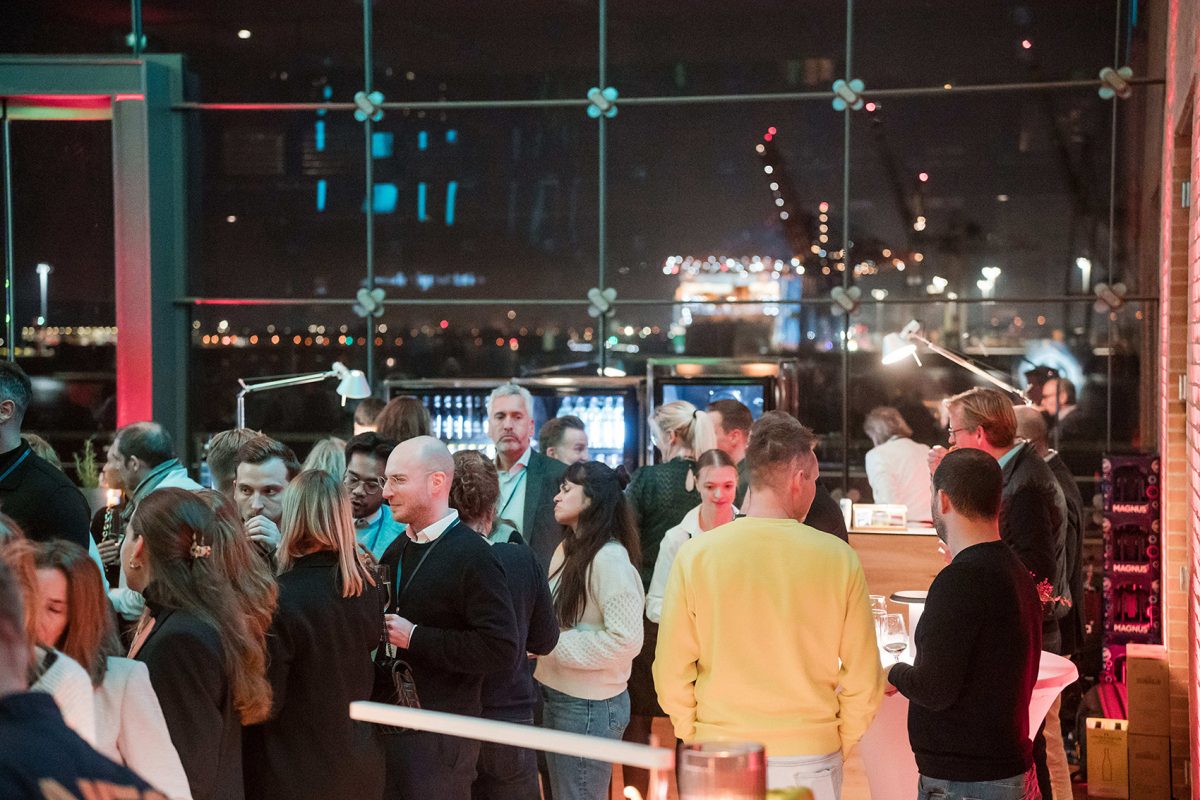 Eröffnung Showroom IDX 22 Hamburg von Artemide, Ege Carpets, Gabriel