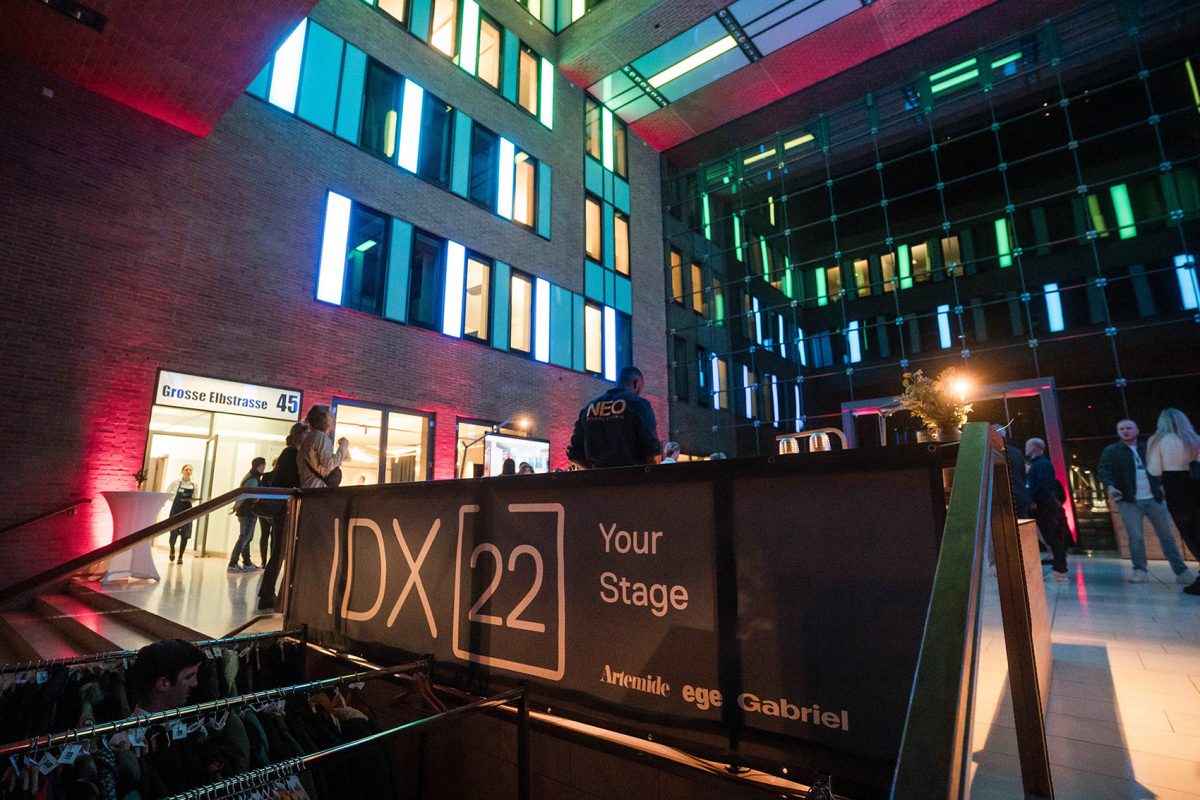 Eröffnung Showroom IDX 22 Hamburg von Artemide, Ege Carpets, Gabriel