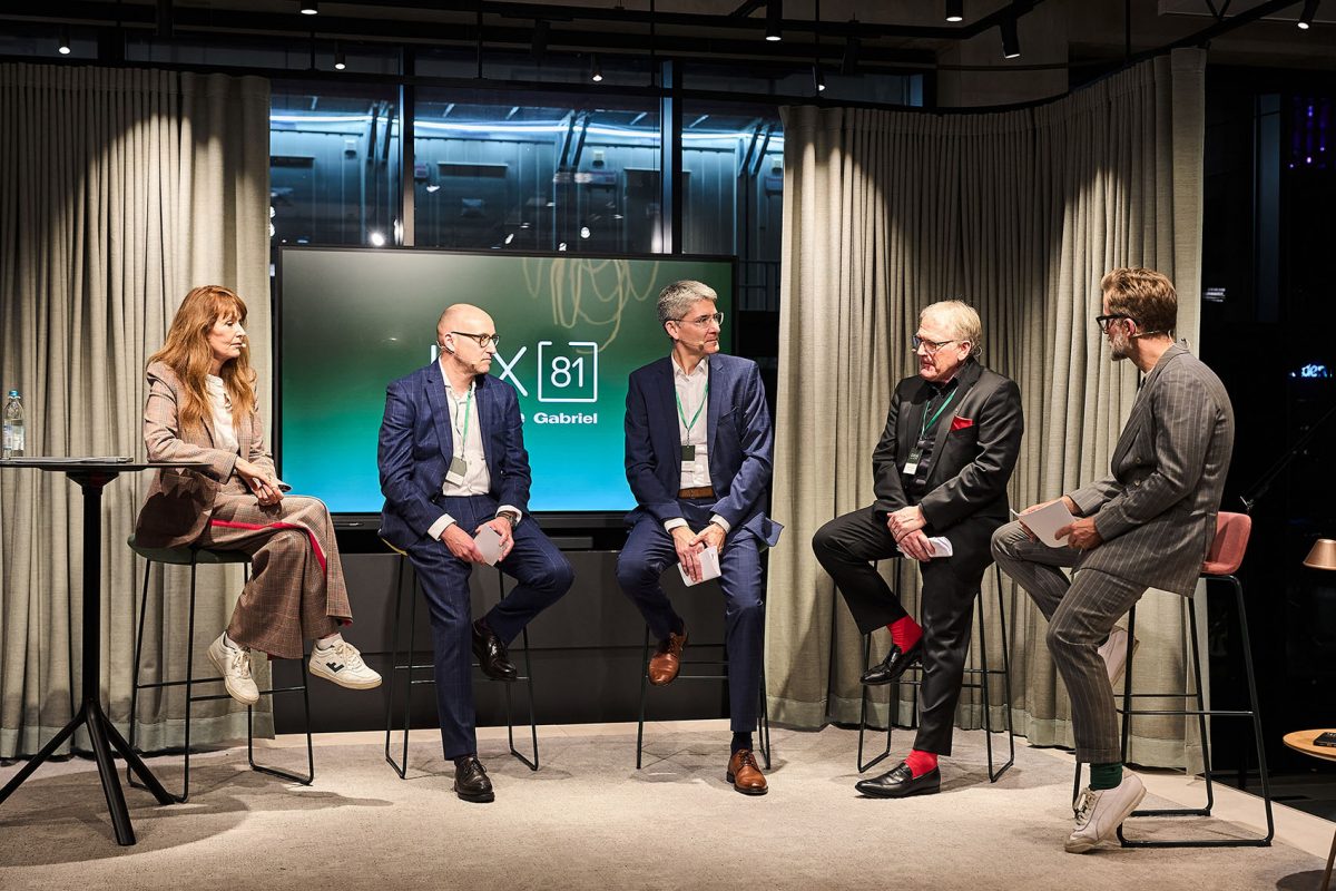 Podiumsdiskussion zur Eröffnung Showroom IDX 81 München von Artemide, Ege Carpets, Gabriel